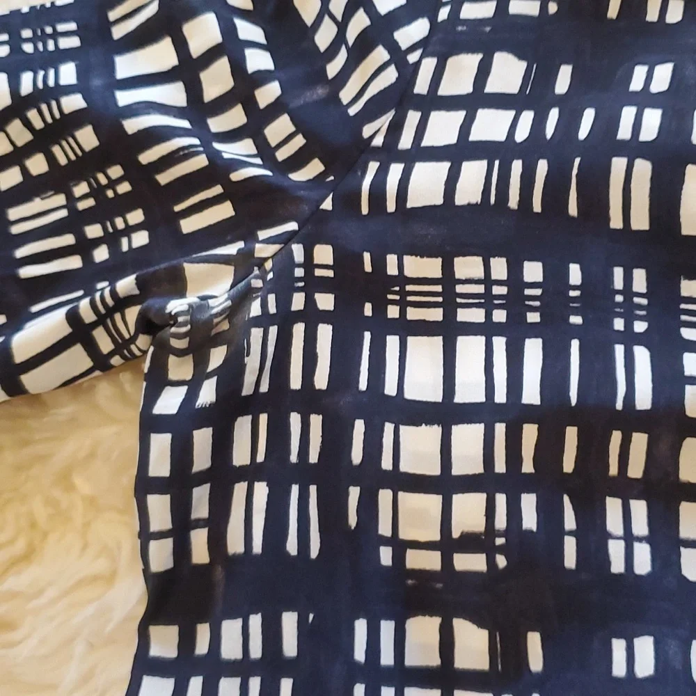 Madewell | Retrospect Silk Blouse - Picture 8 of 9